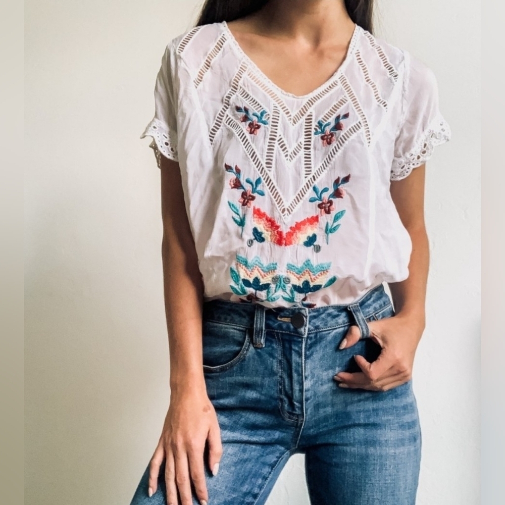 JOHNNY WAS VARA BLOUSE Flared Sheer Lightweight Floral Embroidered White Size S